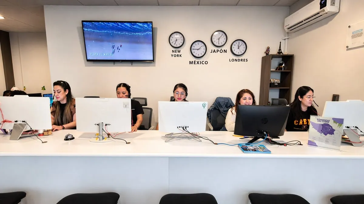 El equipo de asesores de Pasión x Viajes en la oficina de Coyoacán